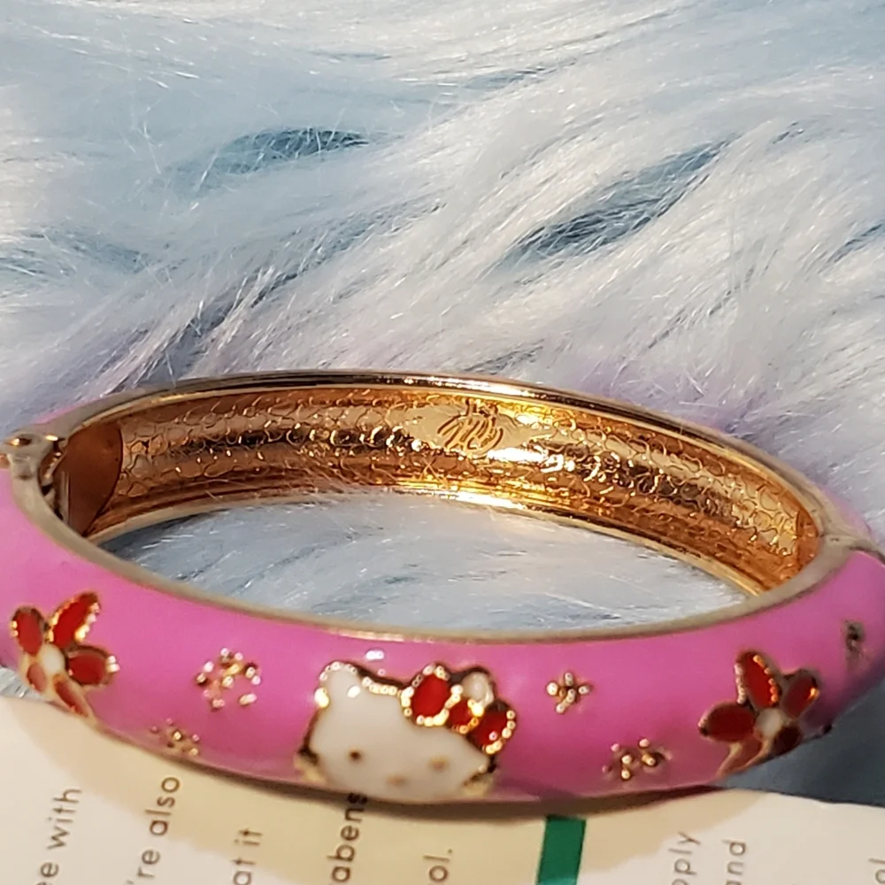 Hello kitty bracelet